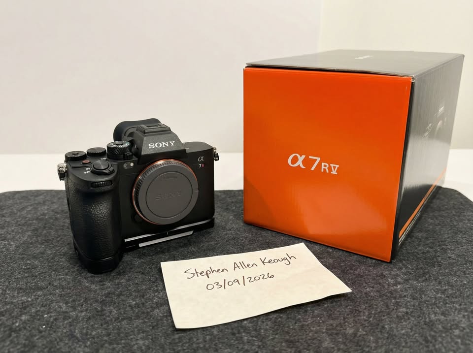 Sony A7RV used like new